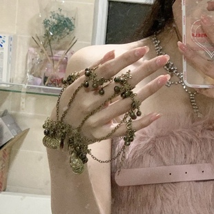 紫霞仙子复古钱币五指铃铛手链舞蹈表演民族异域风情写真拍照配饰