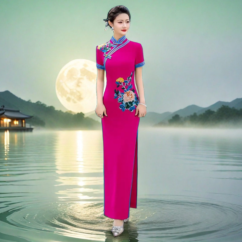 中国风团队服装女显瘦时尚大码走秀演出服长款复古大气加长款旗袍