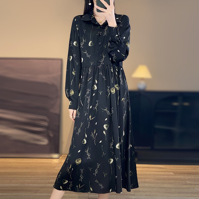 高级感真丝碎花衬衫连衣裙女