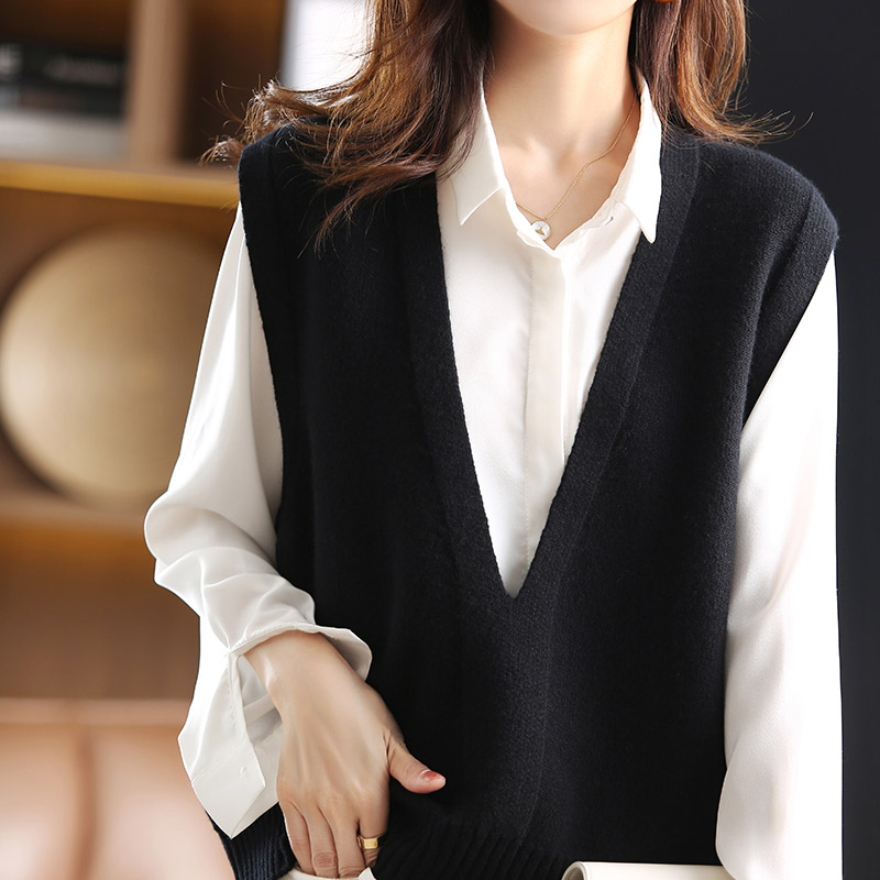 针织马甲坎肩v领羊毛背心叠穿