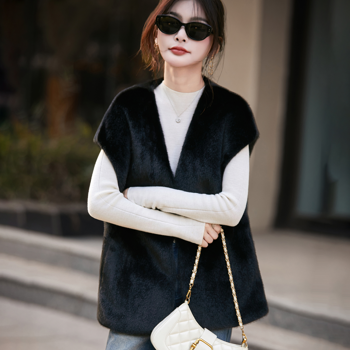 仿水貂绒显瘦无袖马甲女毛