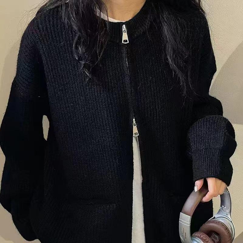 慵懒风减龄软糯设计感毛衣