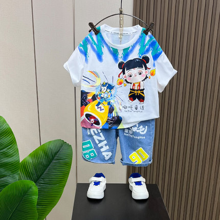 哪吒熬丙衣服男童夏装套装2025新款帅气时髦儿童宝宝短袖两件套潮