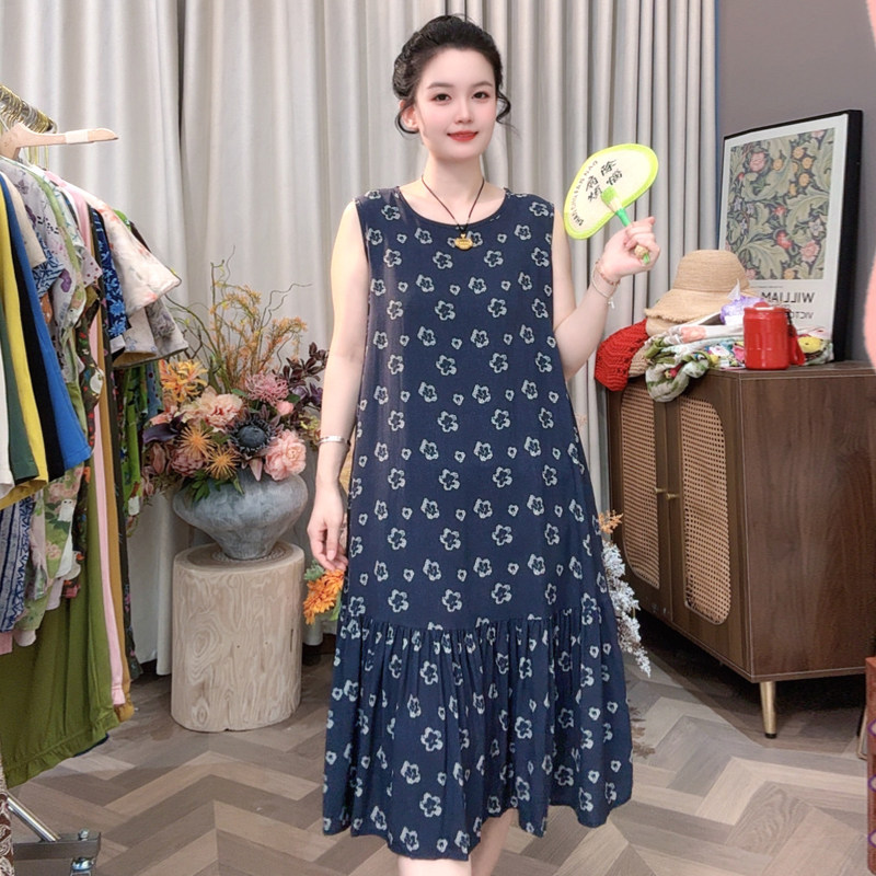 夏季新款棉绸碎花连衣裙女宽松显瘦人造棉中长款休闲外穿无袖裙子图片