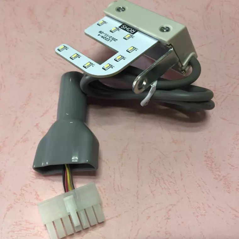 祖奇重 机原装 8100B-7电脑平缝机 四线U型带灯倒缝开关 40130874