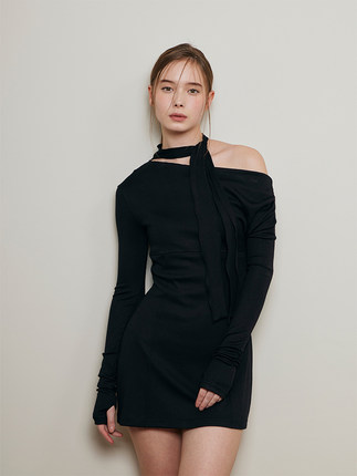 NOTYOURROSE 23秋季新款性感辣妹斜领挂脖飘带连衣裙韩国正品代购