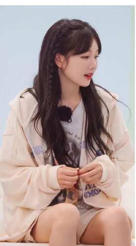 赵露思泫雅同款sculptor卫衣