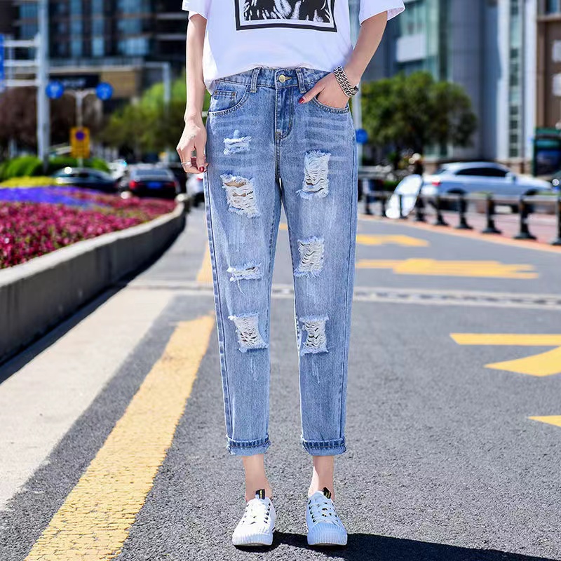 破洞牛仔裤女夏季2025年新款直筒裤夏天浅色大码显瘦乞丐哈伦裤潮