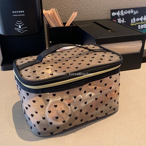HEYONI韩国高级爱心植绒化妆包大容量网纱收纳洗漱包旅行便携手提