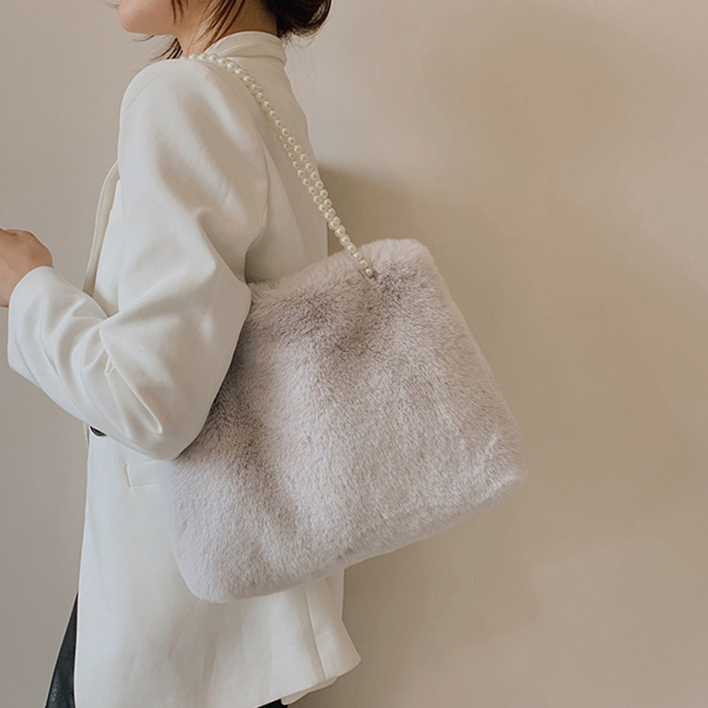 毛绒包女秋冬季2025新款大容量小众高级感托特包斜挎包单肩腋下包