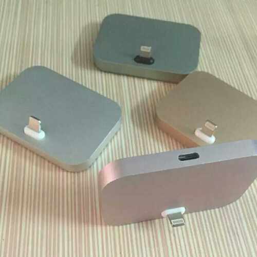 手机充电底座适用于iPhone14桌面座充苹果通用支架多功能iType-c