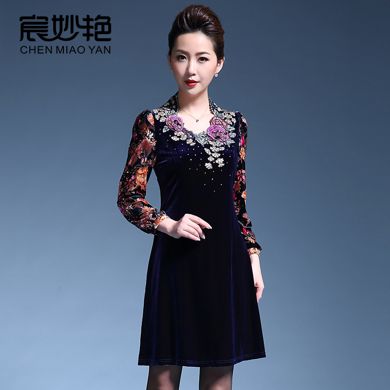 宸妙艳高贵优雅小个子妈妈装金丝绒连衣裙修身显瘦阔太太直筒裙