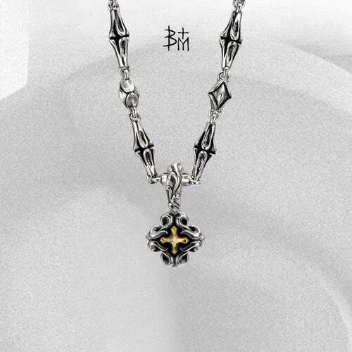 腥血玛丽十字花925银项链