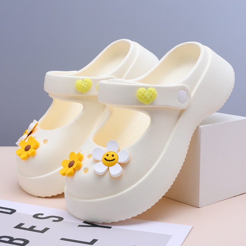 玛丽珍洞洞鞋女款外穿凉鞋夏款2026新款防滑包头厚底太阳花凉拖鞋