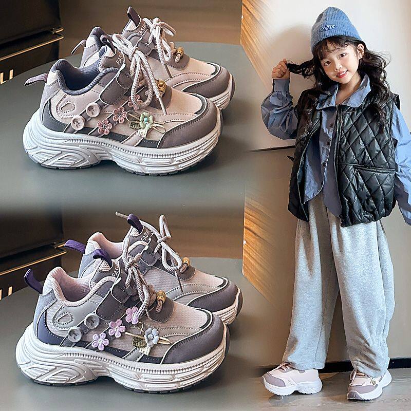 女童运动鞋春秋新款软底防滑轻便儿童跑步鞋时尚潮女孩公主老爹鞋