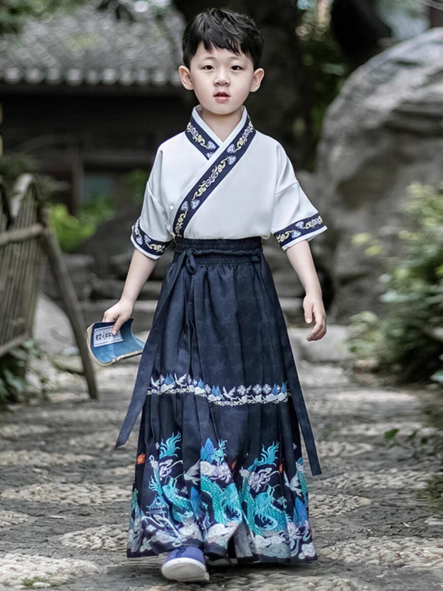男童汉服2024新款套装男孩演出服中国风儿童古装唐装马面裙国学服