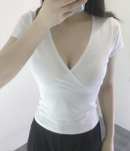 辣妹深V低胸短袖白色T恤女夏季新款设计感小众修身打底性感上衣女