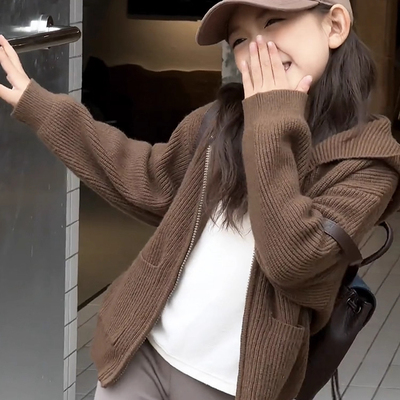 女童毛衣2025秋冬新款中大童时尚连帽拉链衫女孩洋气春秋外穿外套
