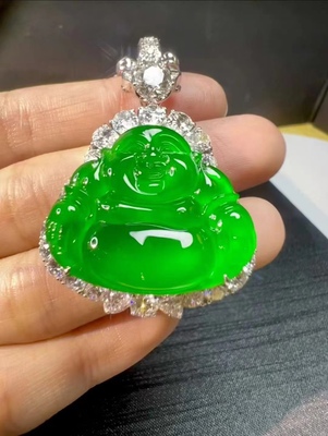 玻璃种黄阳绿佛公项链翡翠色吊坠玉佩男女款正品高端玉挂平安镶嵌