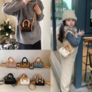 质感新款 女童斜挎包公主洋气外出宝宝手提腰包女孩子可爱圆筒拎包