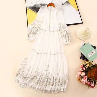 真丝连衣裙2026春季新款甜美温柔刺绣裙三亚海边度假风桑蚕丝长裙