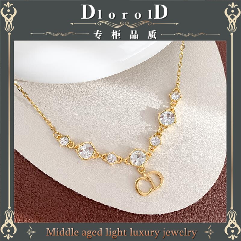 七星钻cd字母项链2024年新