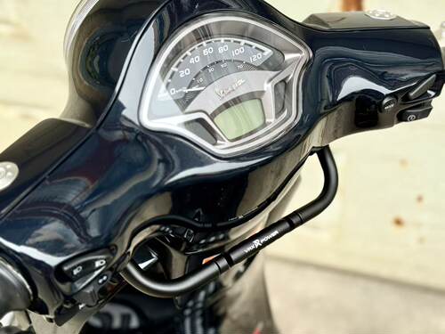 适用于vespa s125 lx125改装vrx横杆 儿童扶手 车头扶手 挂钩支架