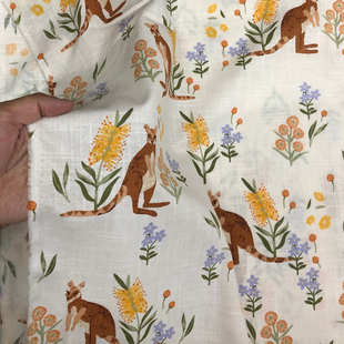 竹节平布米白底袋鼠图案印花亚麻棉2025年新款天然中国草自然环保