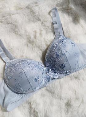 75AB/80A日本单 无钢圈 外贸刺绣性感微聚拢文胸少女轻奢甜妹内衣