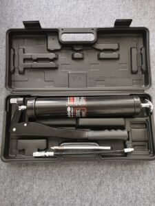 黄油枪手动打黄油神器挖掘机专用省力高压黄油机抢牛油双杆缸