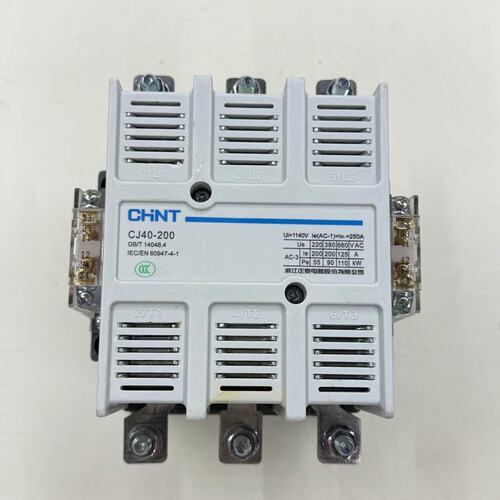 新正泰CJ40-200交流接触器，全新库存多台，实物拍摄，--议价商品
