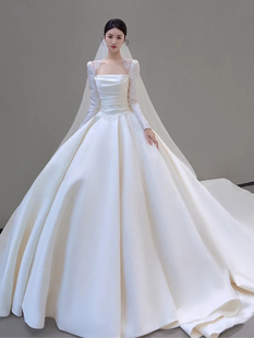 高级质感丹尼斯缎面婚纱租赁主纱出租借2025新冬款新娘赫本风拖尾