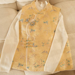 鹿于锦绣 | 上久楷「兰桂齐芳」宋锦设计师盘扣欧根纱新中式马甲