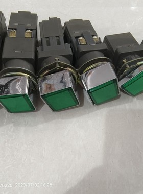 idec和泉方形绿色自复按钮8561 4DT 220V/1453 4H 220V/6.3V 1w