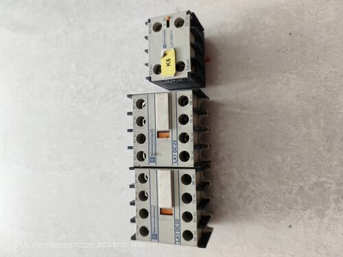 施耐德Telemecanique特立美辅助触头LA1DC22 LA1KN11