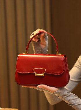 香港代购轻奢小众法棍包高级感手提包包女包通勤百搭单肩斜挎包女