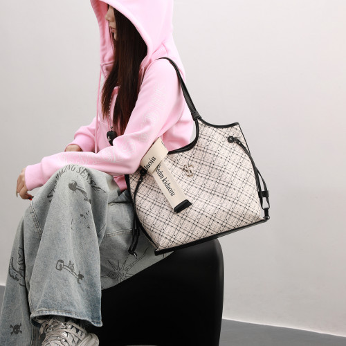 STK棋盘格大容量通勤托特包女