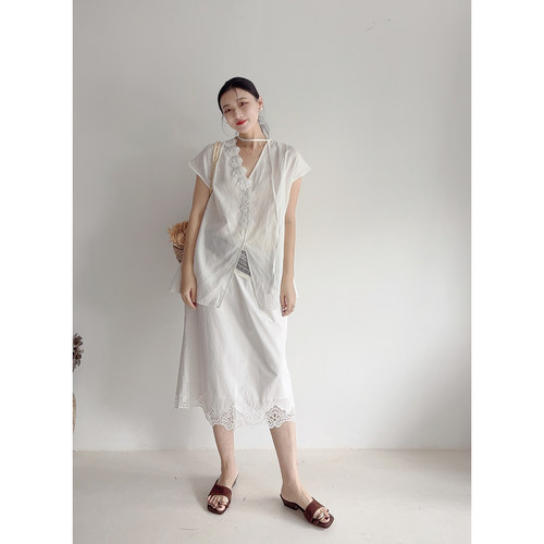 李cc·梨花白手工花朵亚麻开叉无袖上衣女