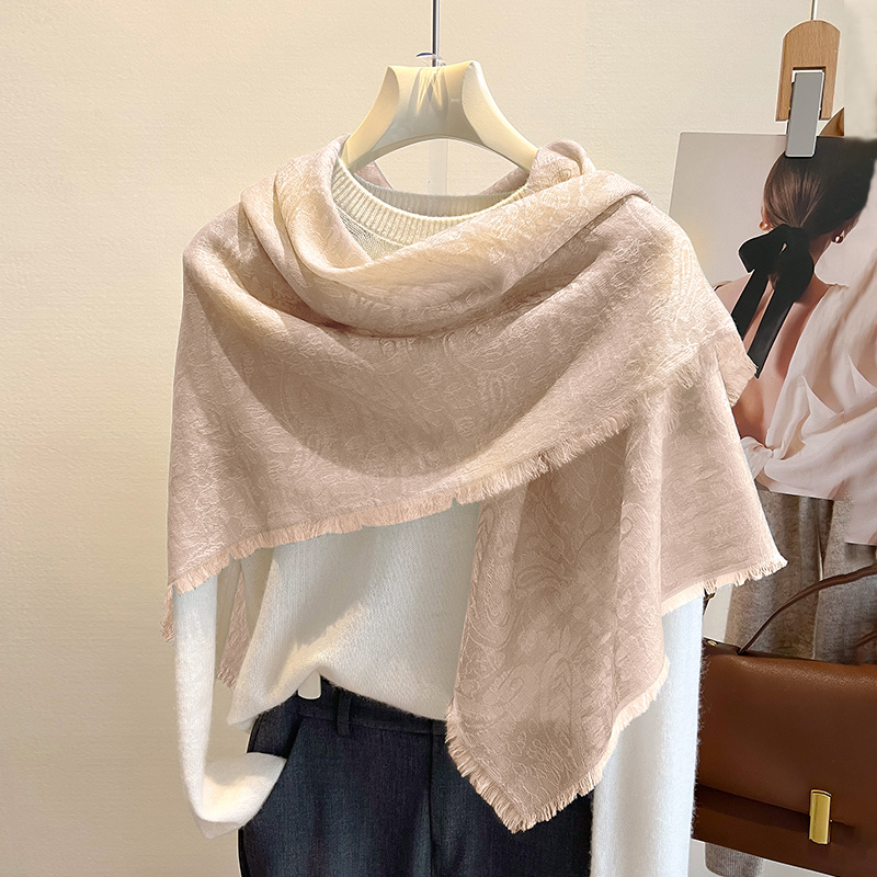 粉色羊毛披肩围巾丝巾女2025新款春季春秋薄款羊绒高级感女士