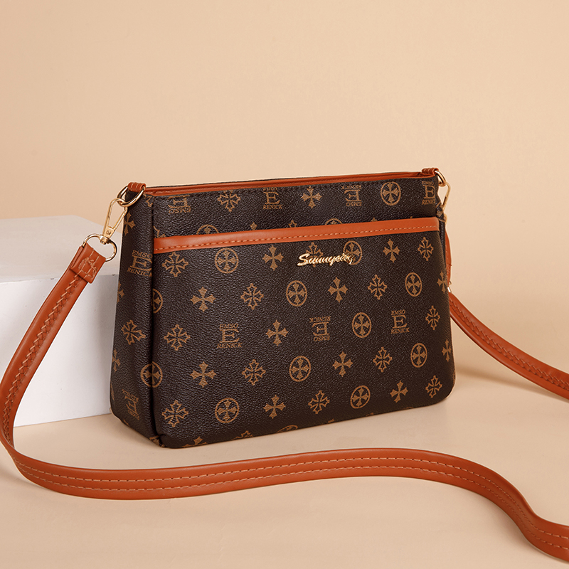 包包女2023新款三层大容量女士斜挎包时尚百搭中年妈妈单肩零钱包