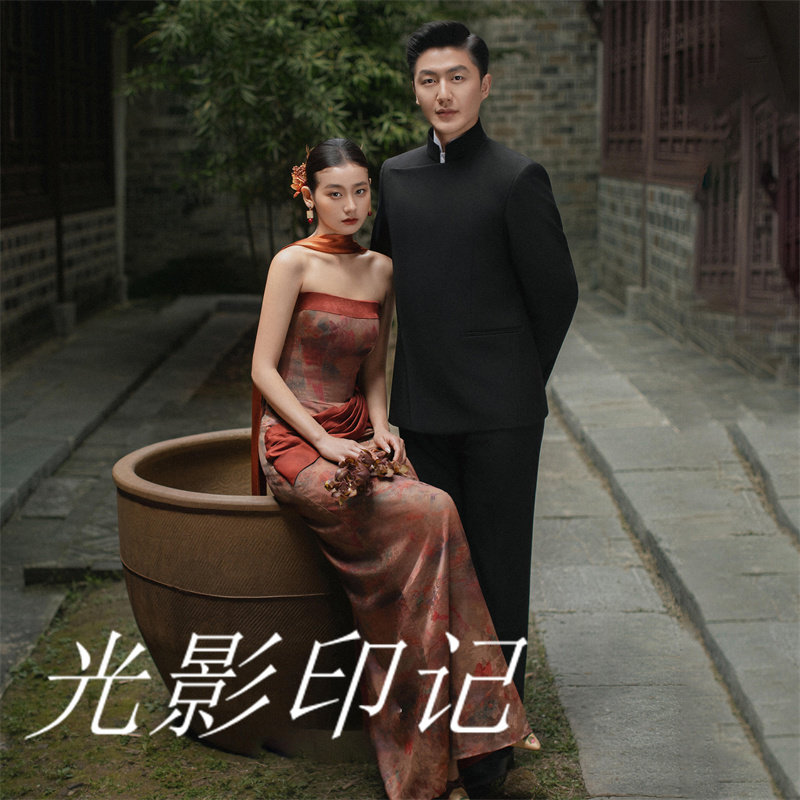 新中式工笔画抹胸情侣摄影礼服
