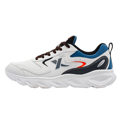 特步男鞋皮面防水轻便百搭运动鞋