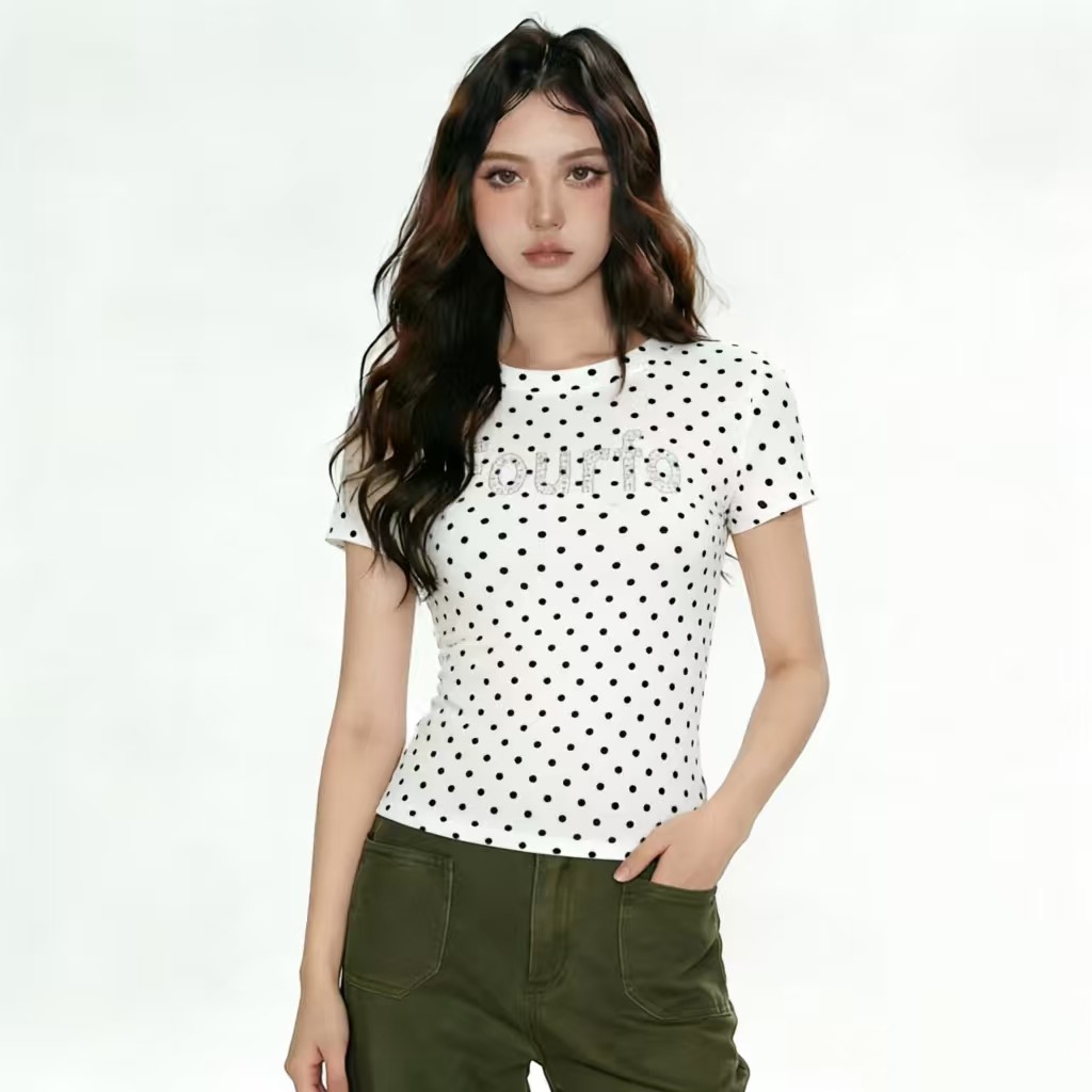 FabGirls 波点少女字母烫钻拼接圆领短袖T恤 辣妹百搭显瘦短上衣图片