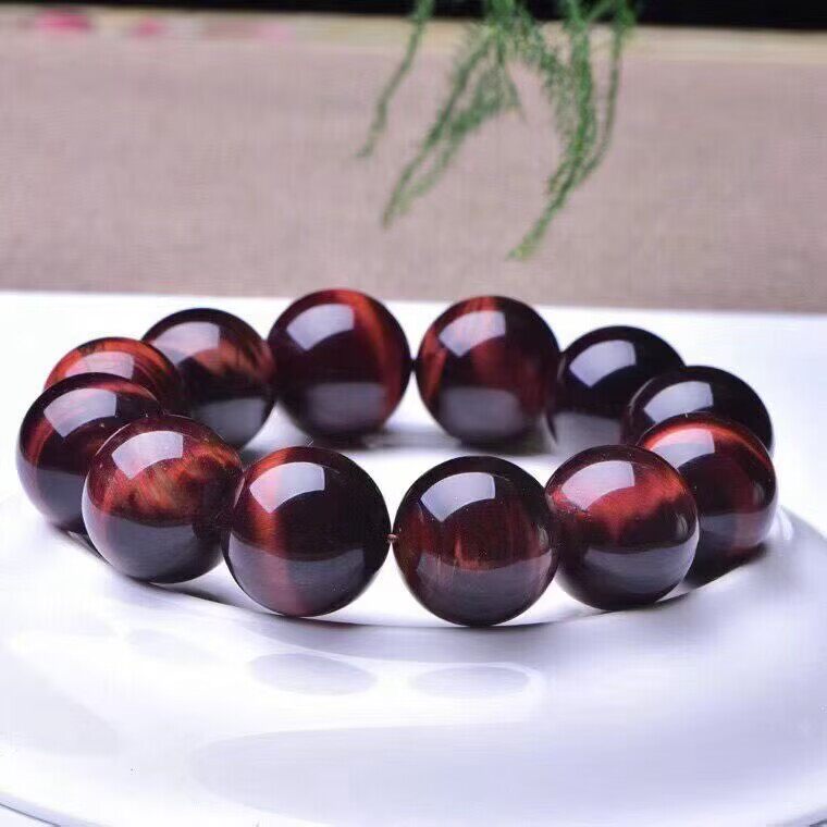 天然红虎眼石单圈手串 虎眼石本命年红虎睛石木变石手链