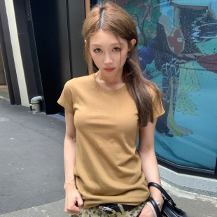 百搭圆领短袖 三色正肩T恤基础款 不松不紧剪裁面料牛b Avocadong