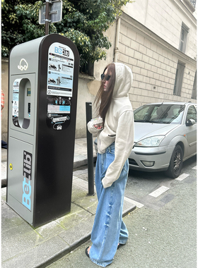 Avocadong 面料质感垂感非常棒的蓝色宽松牛仔裤女春夏高腰长裤