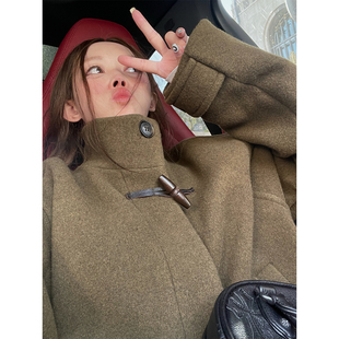 Avocadong 显白橄榄色厚羊毛呢外套大衣 等跑单