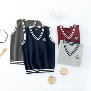2025春秋韩版男童学院风针织背心儿童V领棉质马甲小学生毛衣批发