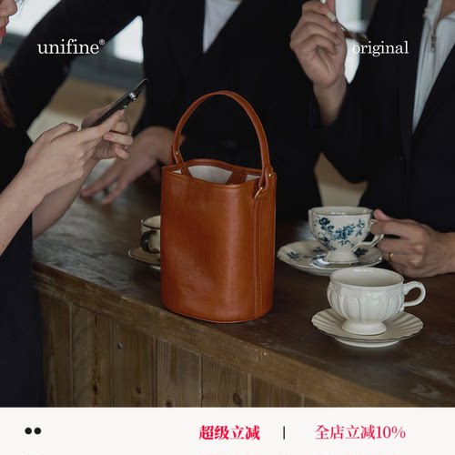 植鞣头层牛皮水桶包通勤