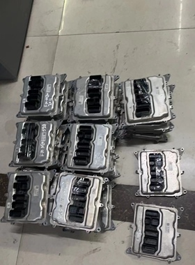 适用于宝马 5系F18N20发动机电脑、N20/DME